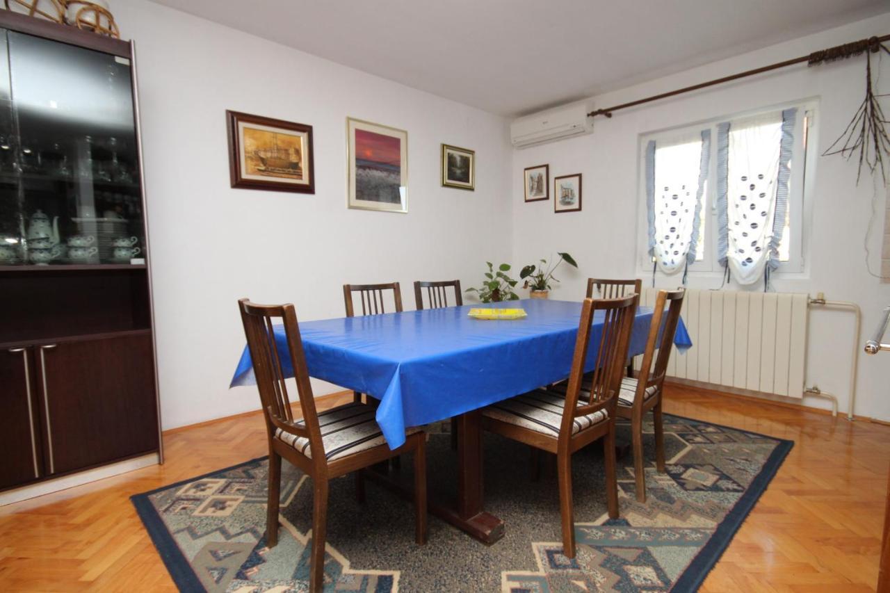 Apartments And Rooms With Parking Space Rovinj - 7170 Exterior photo